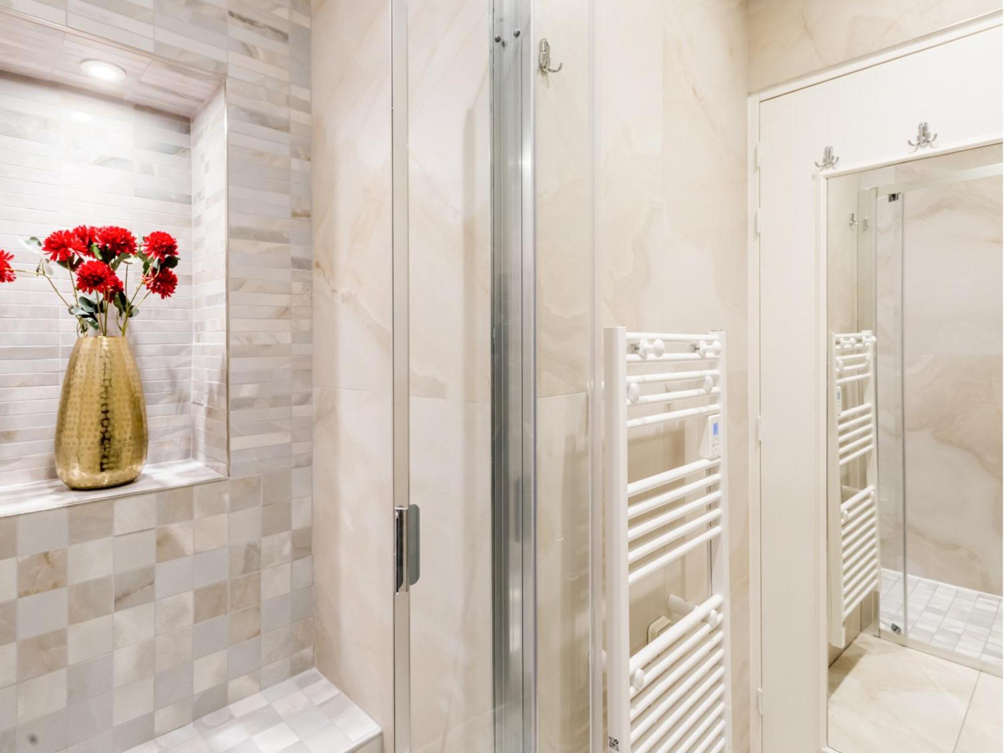 Merveil - Luxury Suite - Louvre - Therese Paris Dış mekan fotoğraf