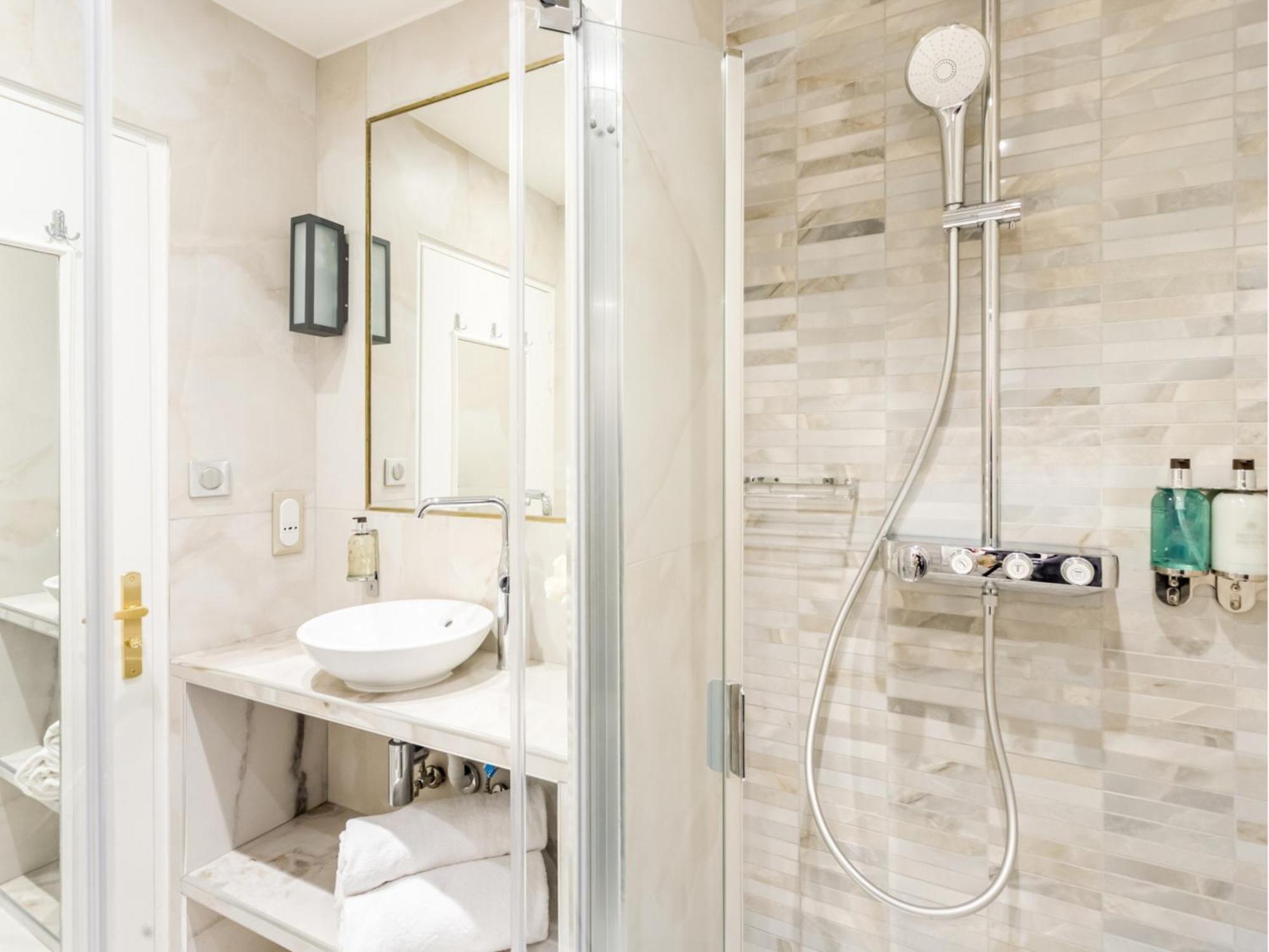 Merveil - Luxury Suite - Louvre - Therese Paris Dış mekan fotoğraf